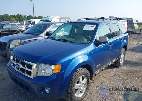 2008 Ford Escape Xlt from USA, damaged, VIN 1FMCU93198KE21348